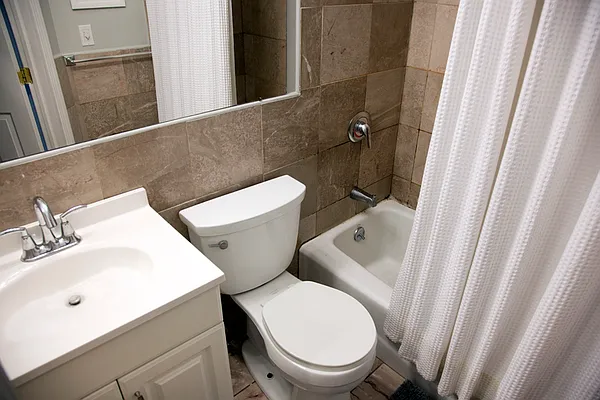 Rented by Geoffrey Stevens Realty | media 15