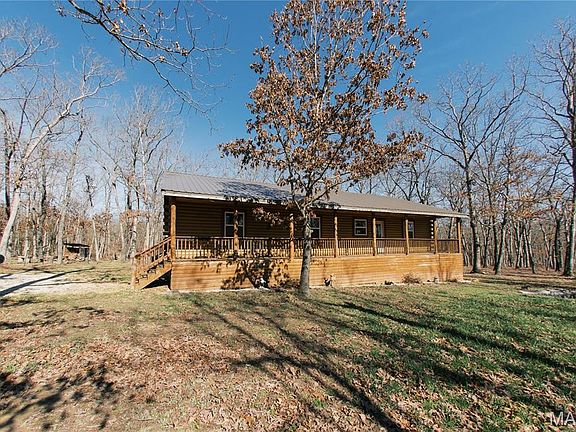 2nd image of 1008 Lois Ln