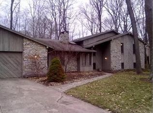 9559 Bridlewood Trl, Dayton, OH 45458