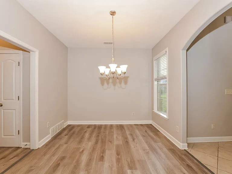 1140 Casentino St — Photo 6