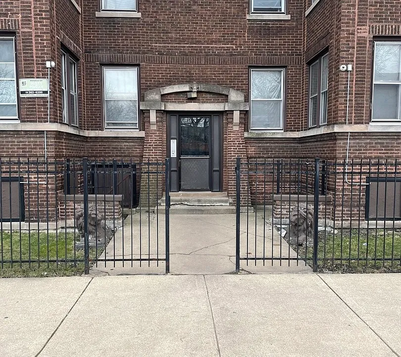 1811 W Garfield Blvd #3