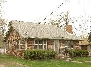 1st image of 4022 6th Ave