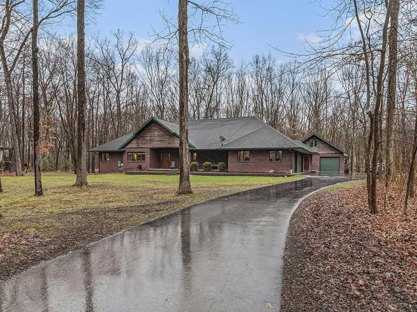 7500 Webster Church Rd, Whitmore Lake, MI 48189
