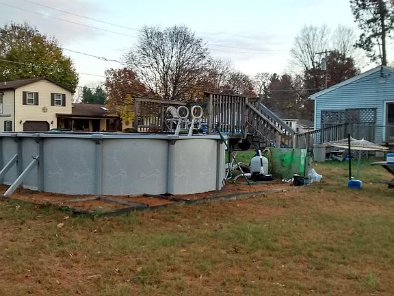 4th image of 27 Richard Ln