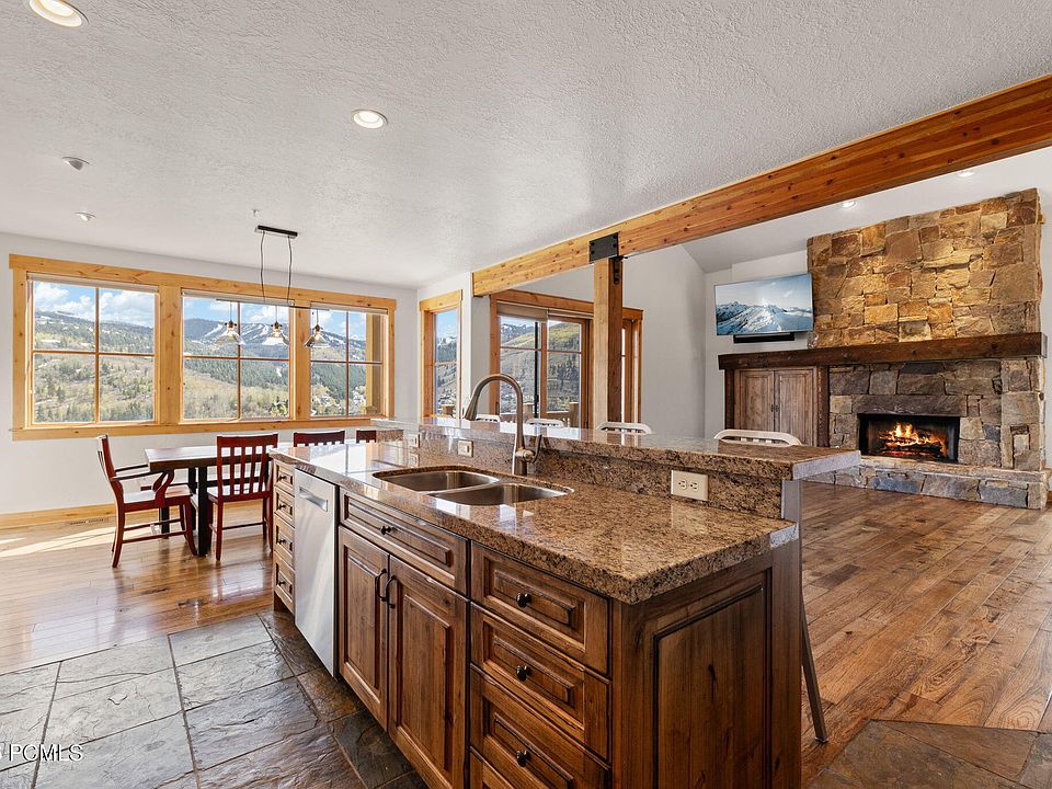 1st image of 1215 Silver Oak Ct #4