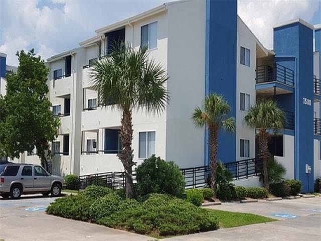 1st image of 1580 Harbor Dr Unit 219