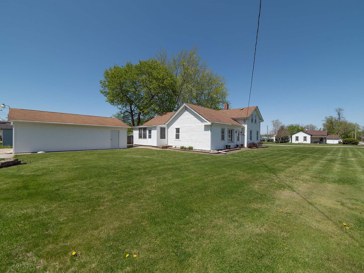 402 2nd St E, Andalusia, IL 61232 MLS QC4245578 Zillow