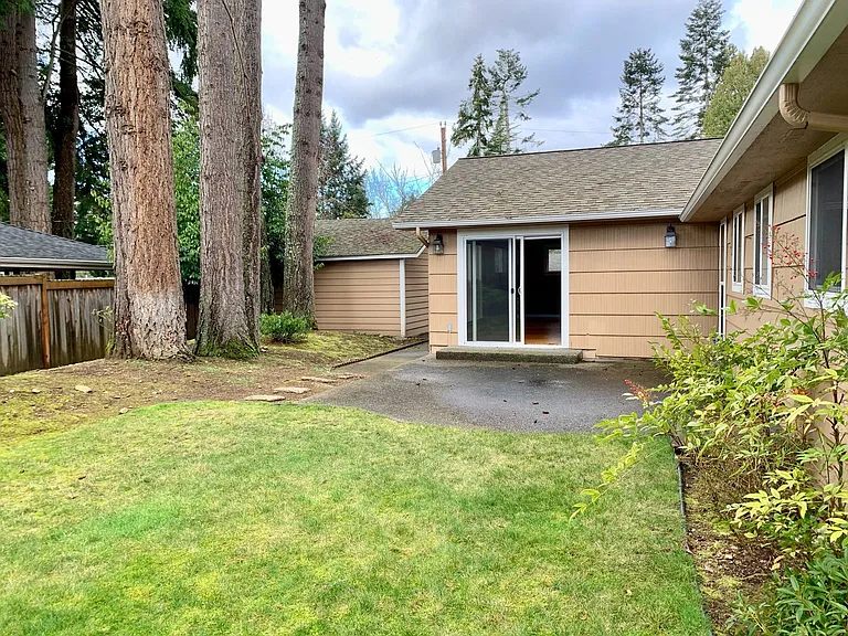 405 167th Ave SE — Photo 19