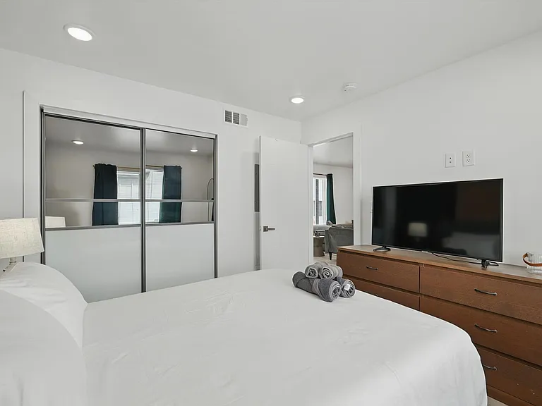 4416 San Jacinto St #102 — Photo 15