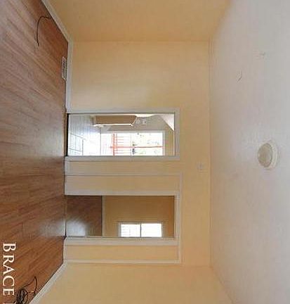 5th image of 860 Martin Luther King Jr St SE