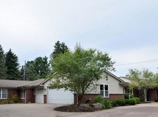 4318 Squirrel Rd, Bloomfield Hills, MI 48304