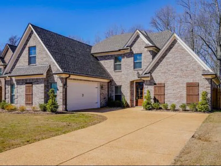 2321 Mason Dr N — Photo 12