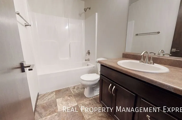 4615 E Leubecher Pl — Photo 14
