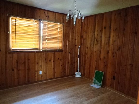 5th image of 2141 E Central Ave