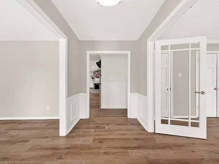 4230 Annawood Cir — Photo 33