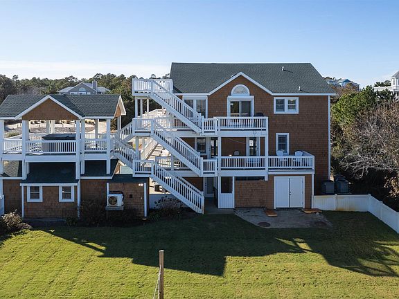 3rd image of 1053 Whalehead Dr #35