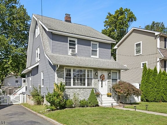 2nd image of 17 Weston St