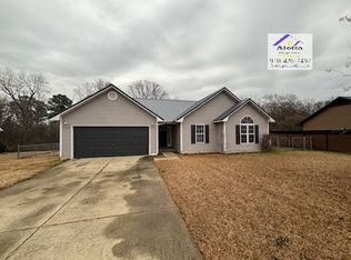 133 Chapel Hill Dr, Raeford, NC 28376