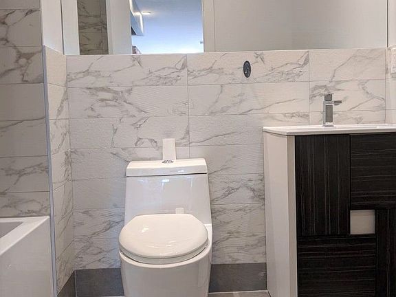 4th image of 298 Chauncey St #1A