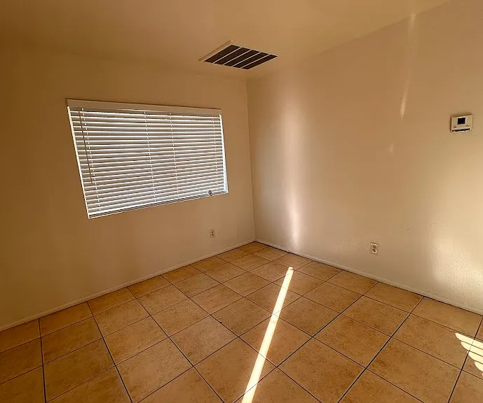 1625 E Wood St #101 — Photo 2