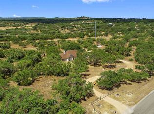 565 Crystal Mountain Dr, Round Mountain, TX 78663