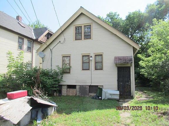 3rd image of 3711 N Dr William Finlayson STREET