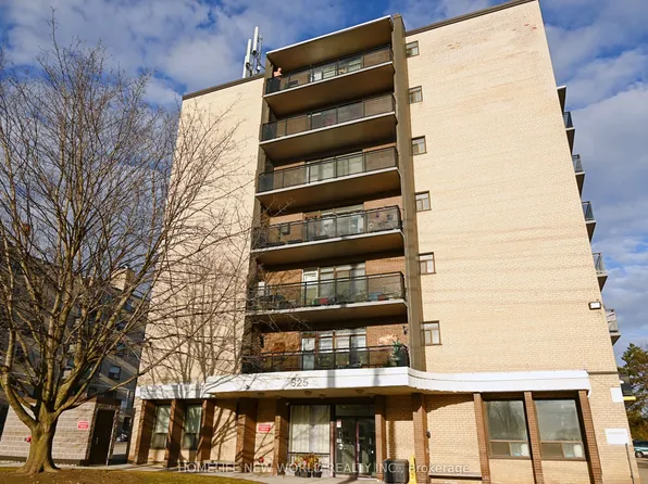 825 Kennedy Rd, Toronto, ON