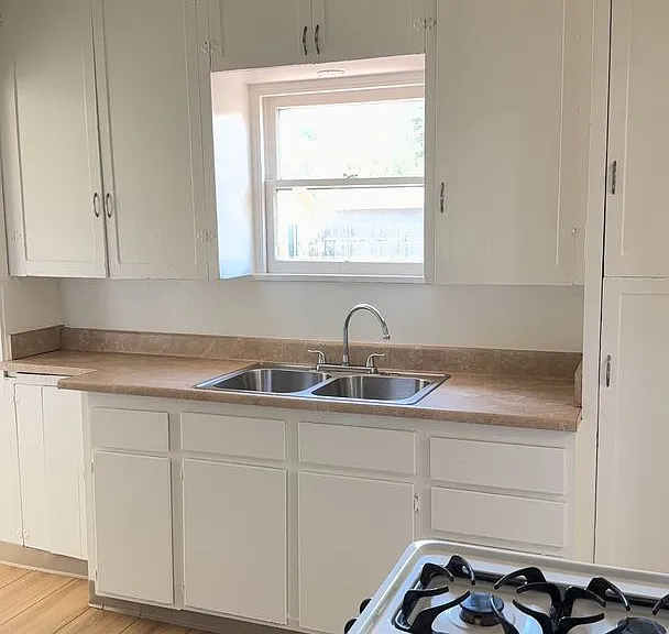 9088-9094 E Nye Rd — Photo 14