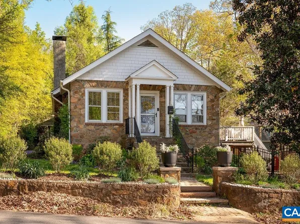 2642 Jefferson Park Cir, Charlottesville, VA 22903