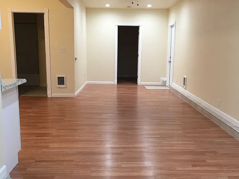 16840 Bell Ave — Photo 8
