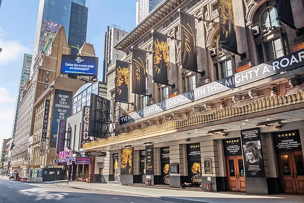 Sold by Mont Sky Real Estate | media 16