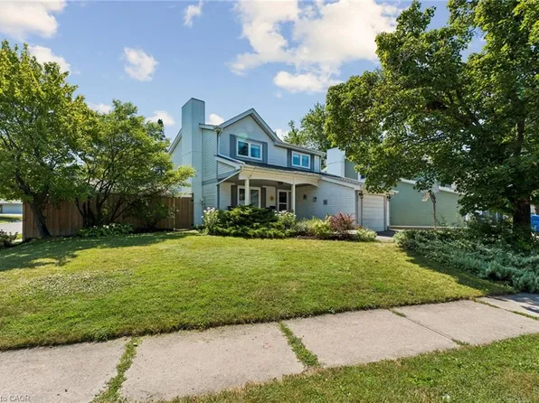 29 Blueridge Sq, Brampton, ON L6Z 1A2