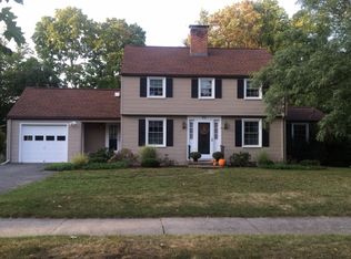 192 Williams St, Longmeadow, MA 01106