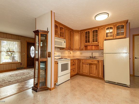5th image of 14674 Elmar Blvd