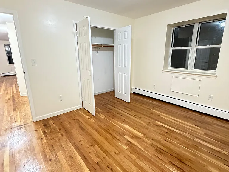 747 Essex St #3 — Photo 4