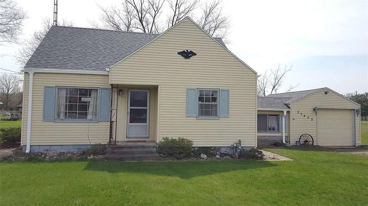 25452 State Road 2 photo 1