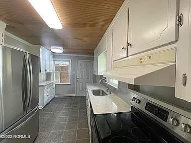 3rd image of 2502 Lisa Ln