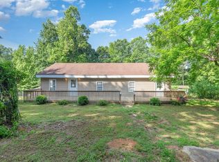 19 Redman Dr, Greenville, SC 29609