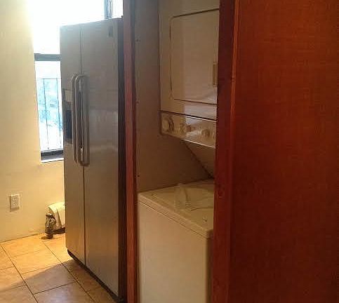 3rd image of 480 3rd Ave Ste 1