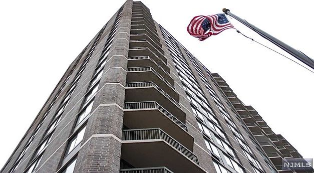 1st image of 770 Anderson Ave APT 4J