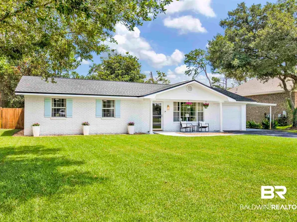372 W 22nd Ave, Gulf Shores, AL 36542