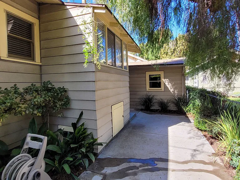 13211 E Camilla St — Photo 12