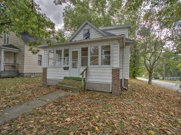 1199 W King St, Decatur, IL 62522