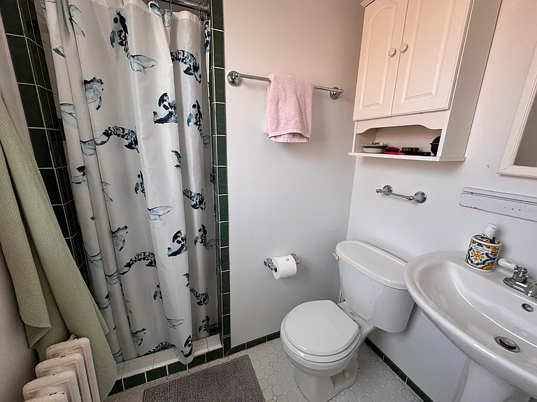 4437 13th St NE — Photo 11