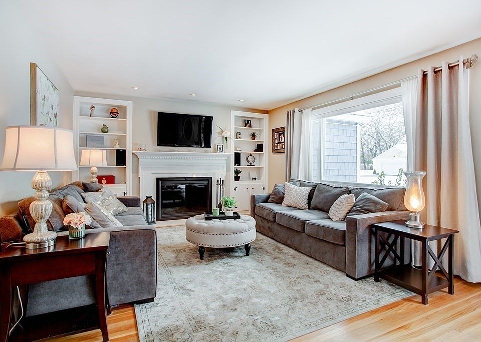 23 Woodlawn Ave, Chelmsford, MA 01824 Zillow