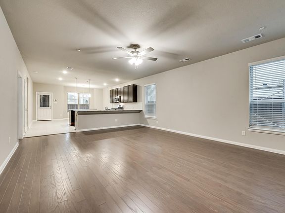 5th image of 4204 Briar Rose Way