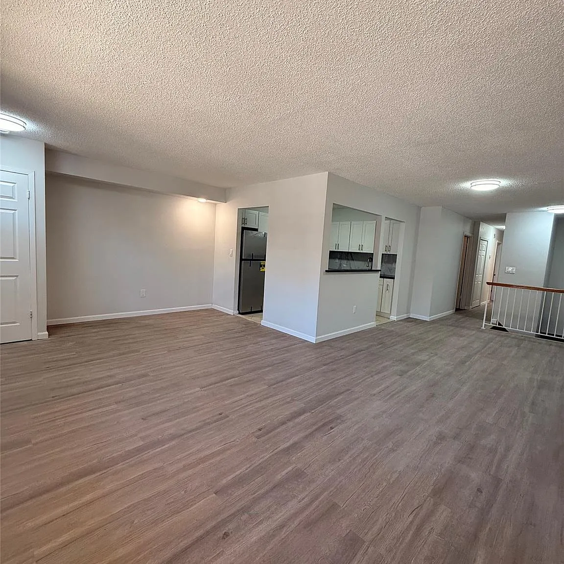 3 bed, 2.0 bath, 1283 sqft, $3,600 — Photo 1