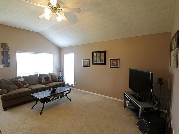 5th image of 12822 Mills Breeze Dr