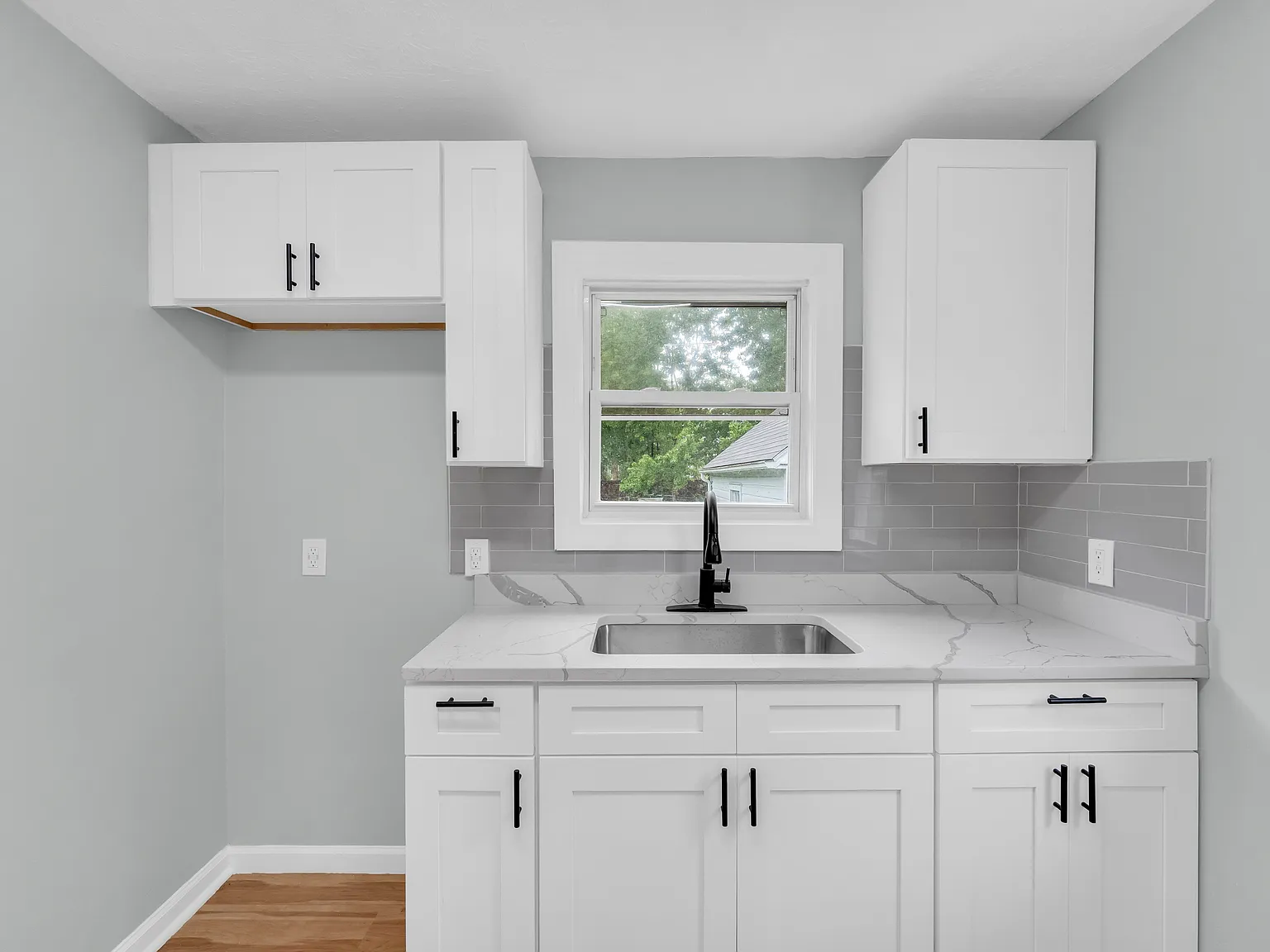 3 bed, 1251 sqft, $2,150 — Photo 4