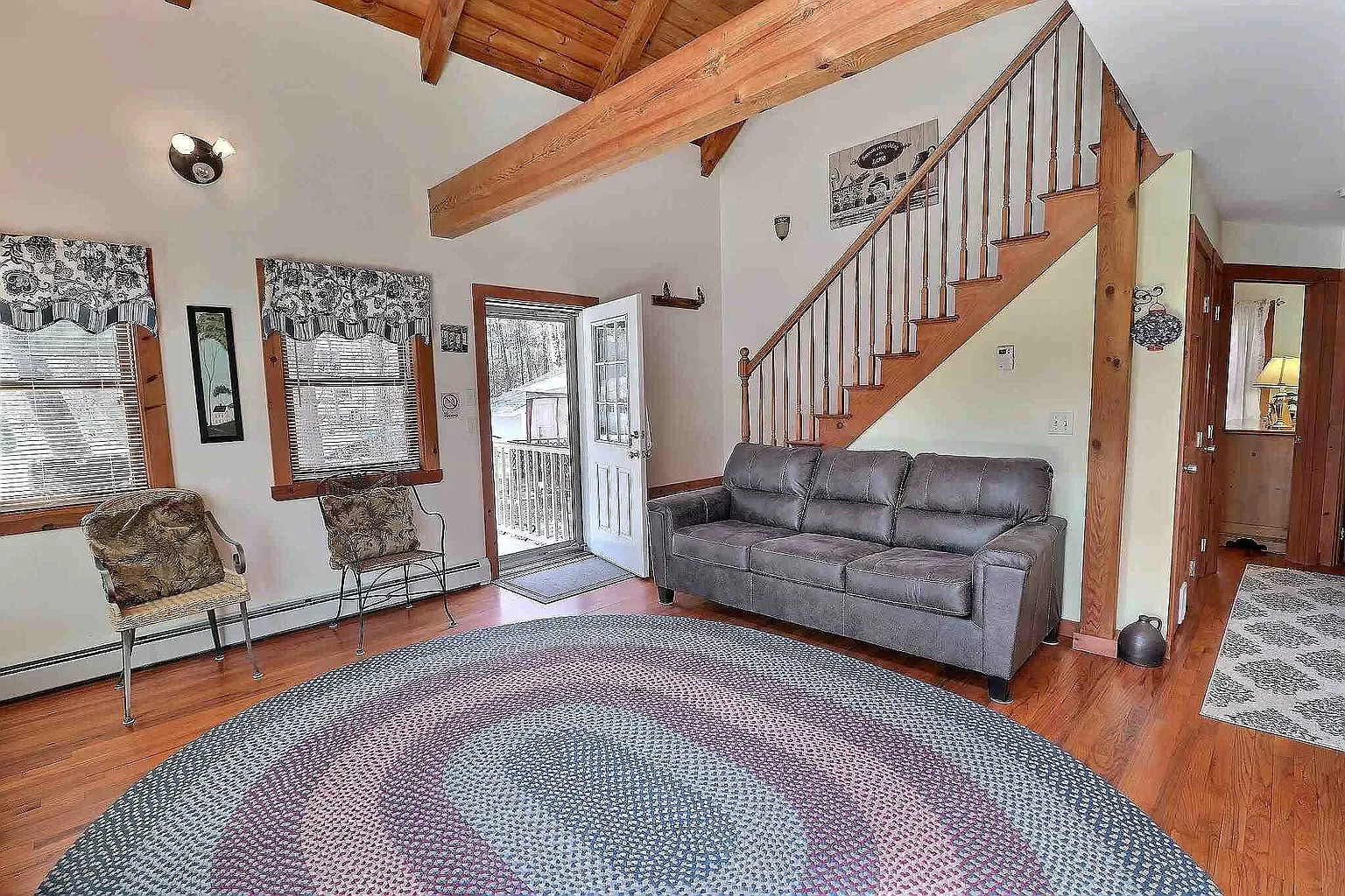 2 bed, 1200 sqft, $3,250 — Photo 3